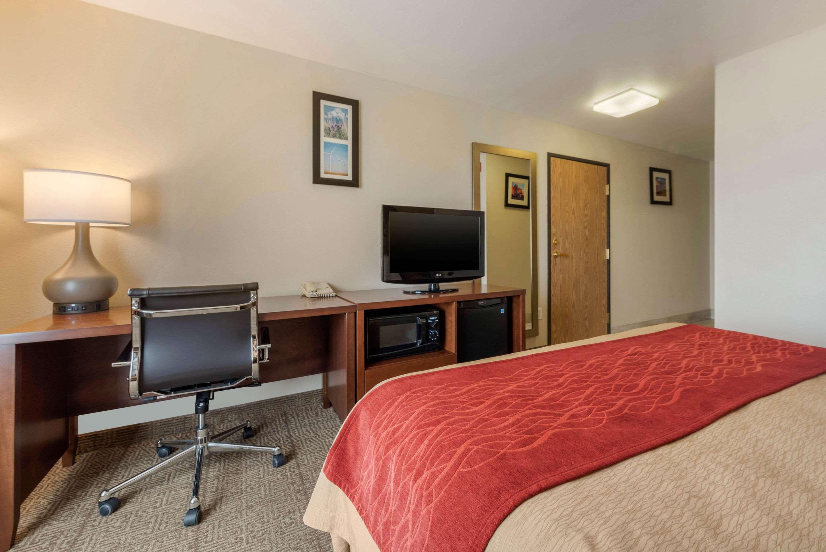 Comfort Inn Limon Buitenkant foto