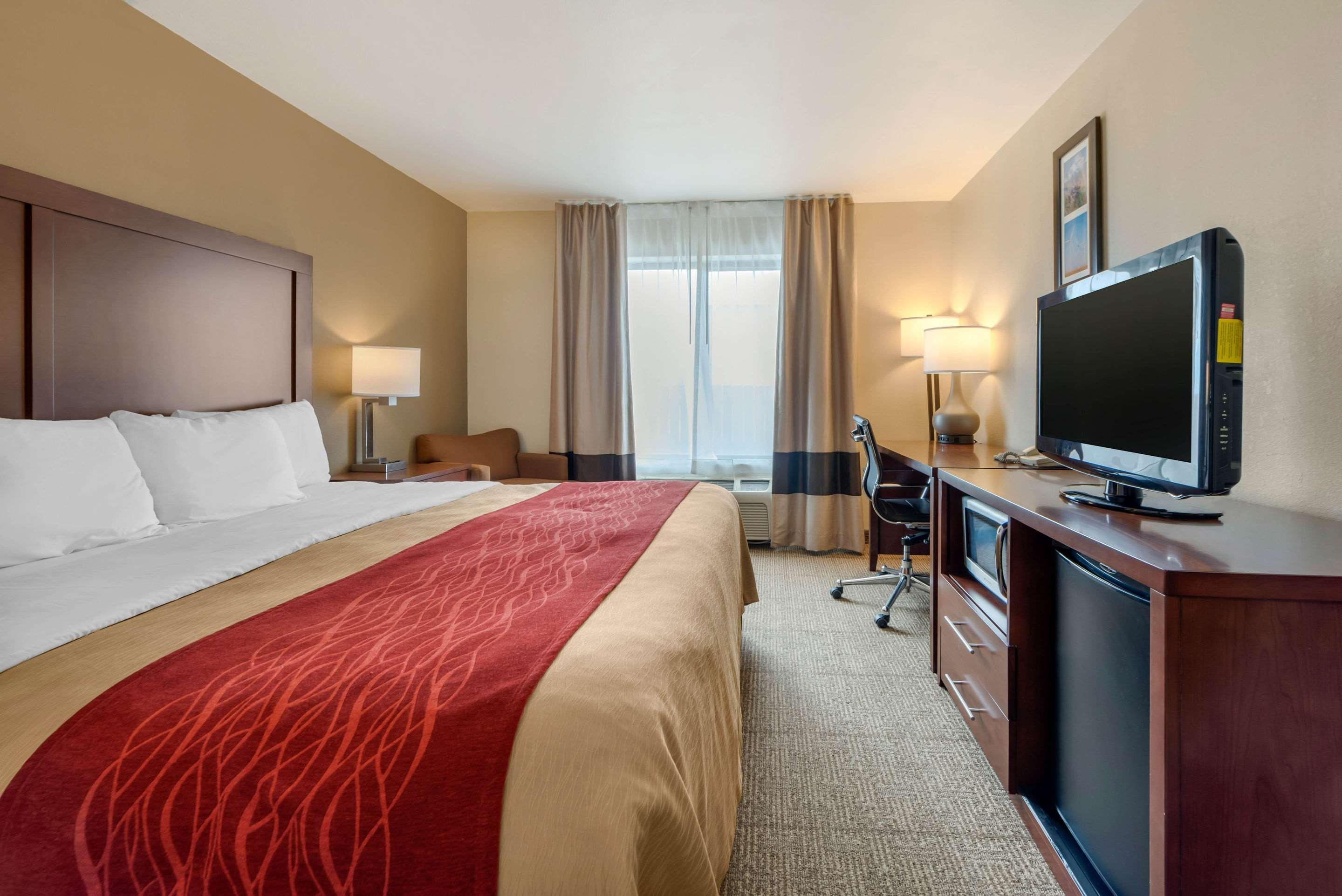 Comfort Inn Limon Buitenkant foto