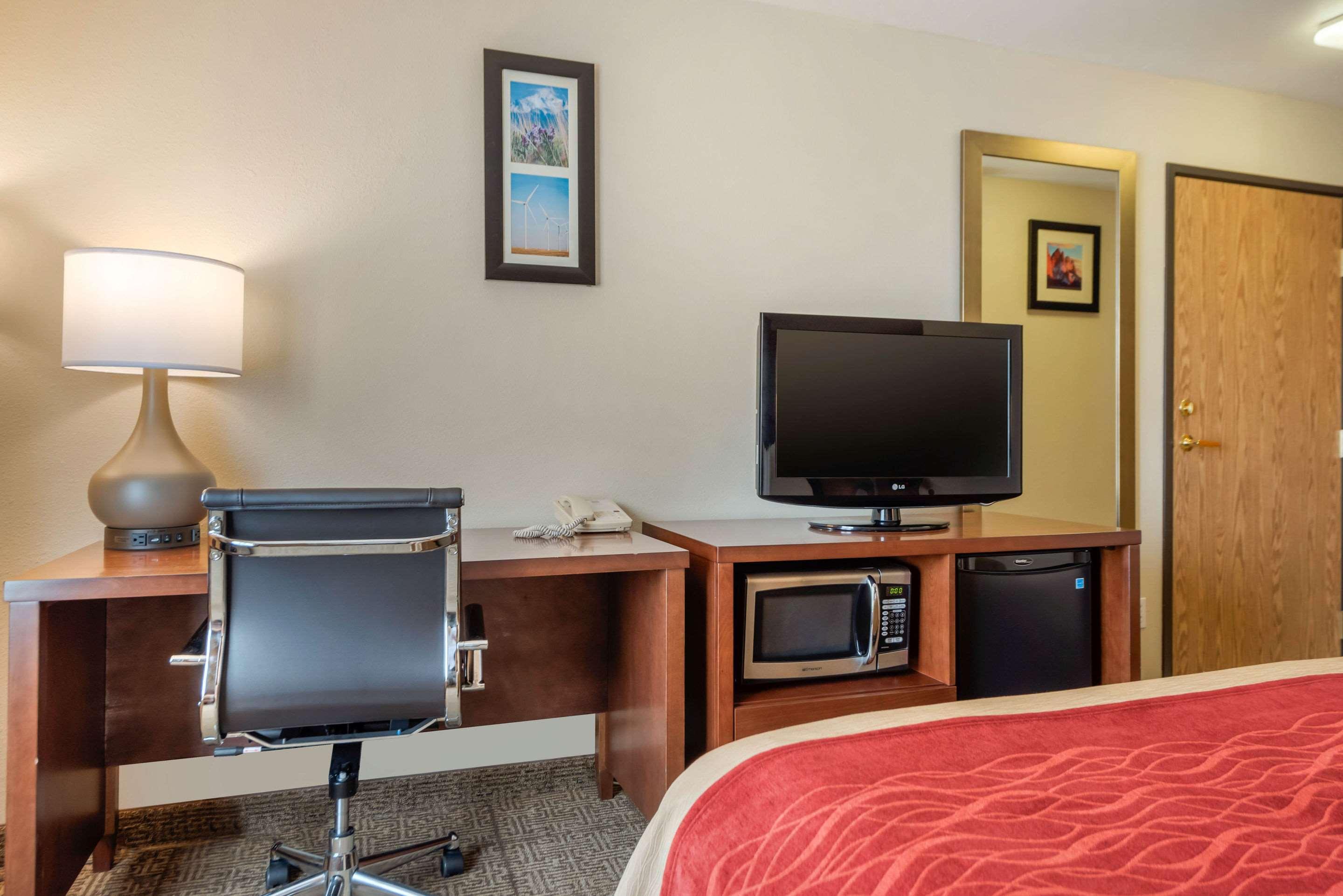 Comfort Inn Limon Buitenkant foto