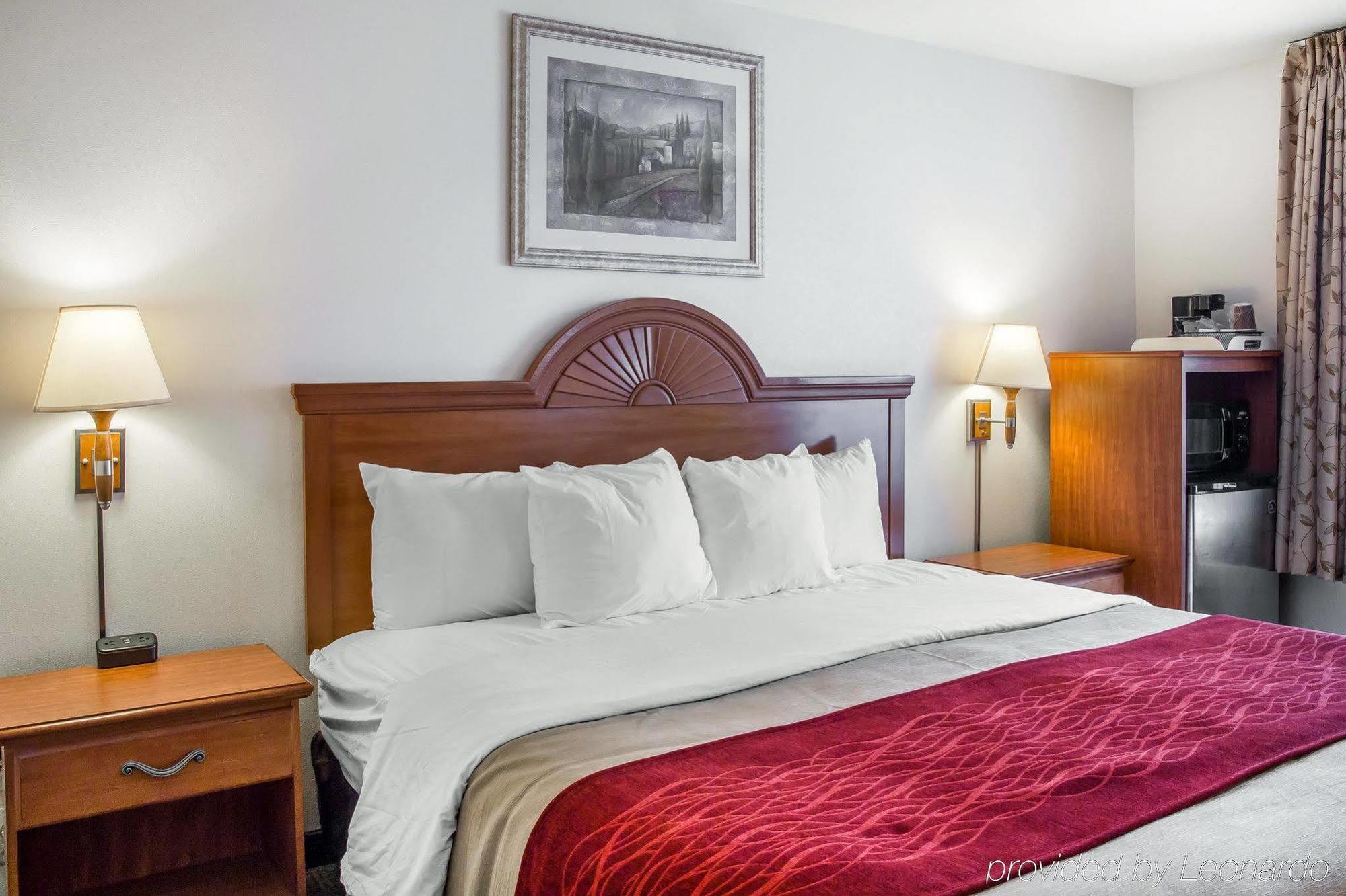 Comfort Inn Limon Buitenkant foto