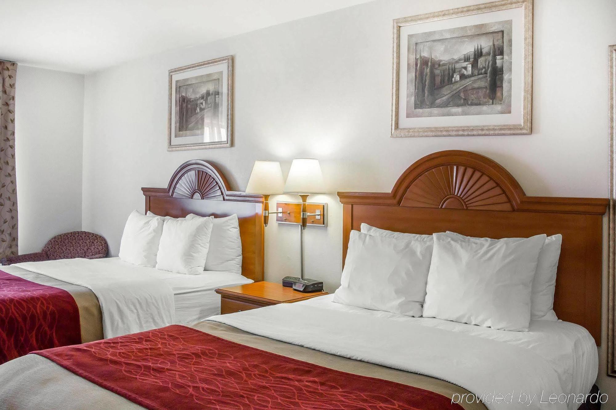 Comfort Inn Limon Buitenkant foto