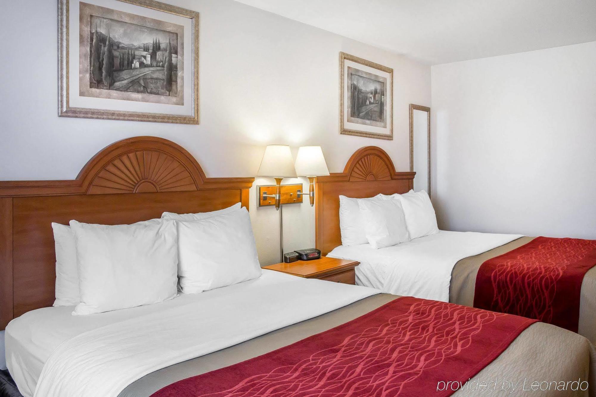 Comfort Inn Limon Buitenkant foto
