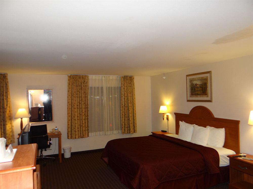 Comfort Inn Limon Buitenkant foto
